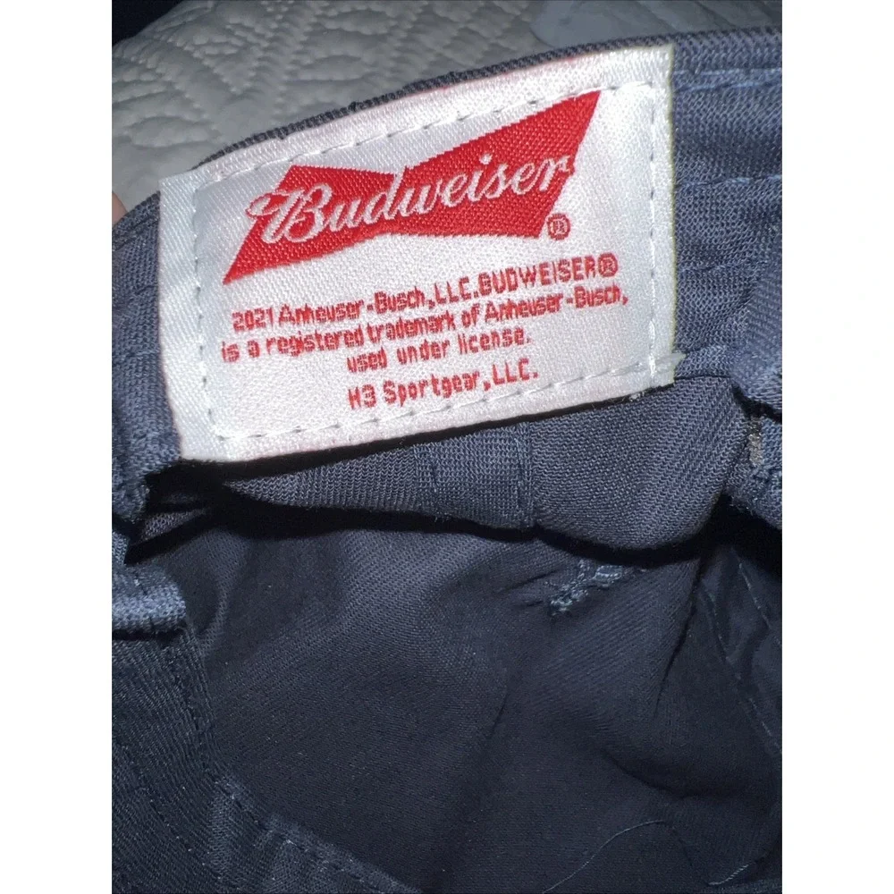 Budweiser beer cap